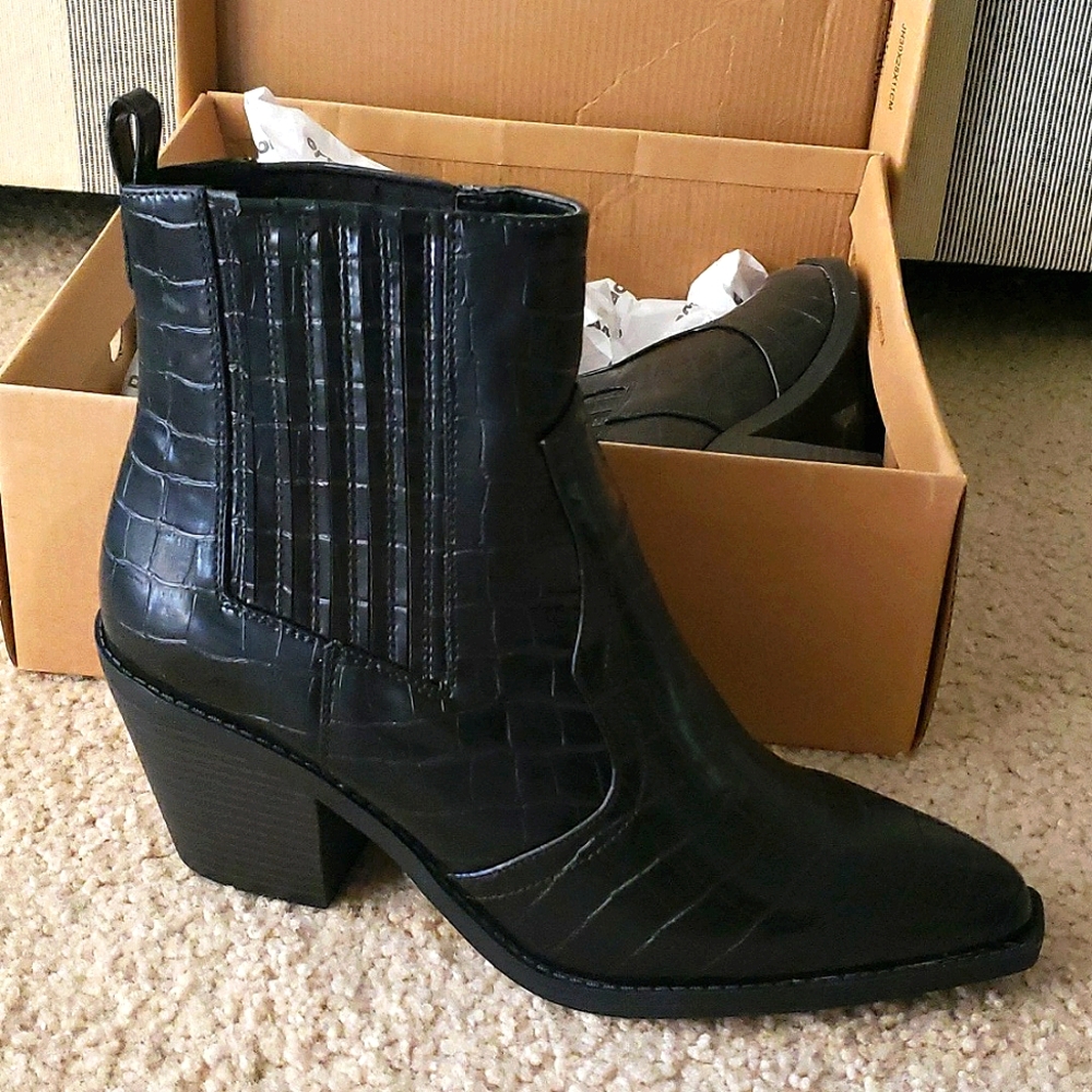 Faux Croc skin Boots